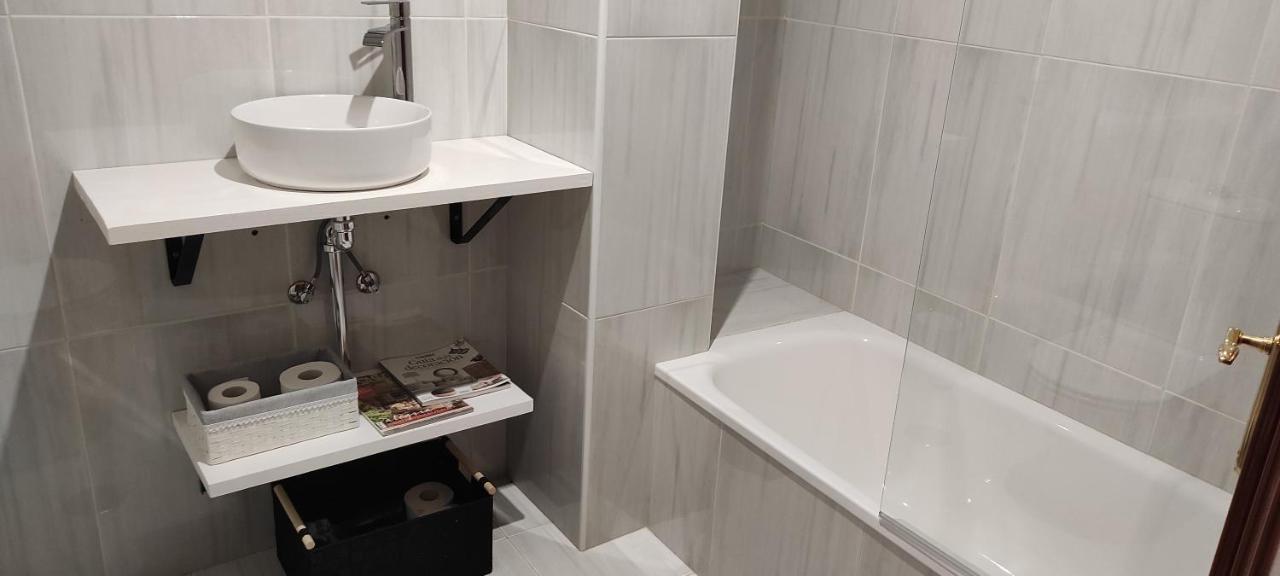 Apartamento Portovello Con Vistas Al Rio Allariz Luaran gambar